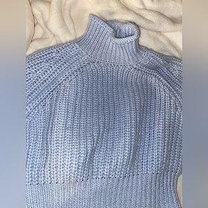 baby blue turtleneck | size small | h&m